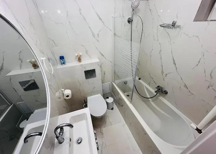 Modern Victoriei, Old Town Apartment